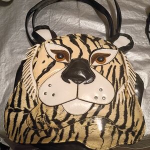 Tiger Face Women's Vinyl/ Faux Leather Shoulder Bag Far Nine